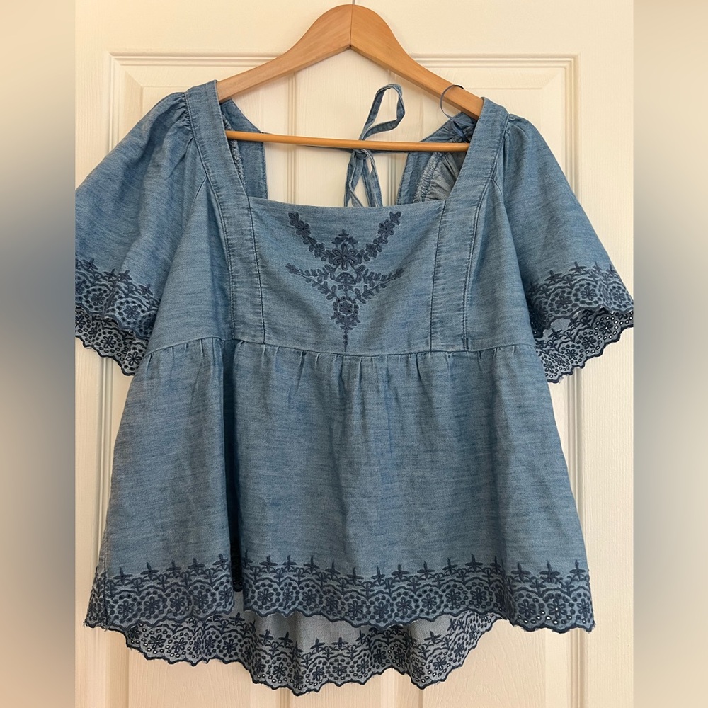 Old Navy Denim top with square neckline Size L